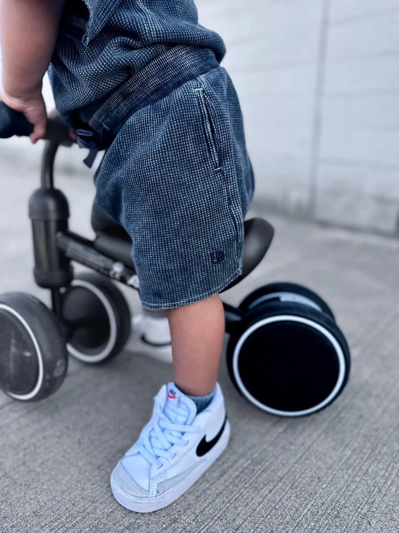 Acid Wash Waffle Short - Black,Kids