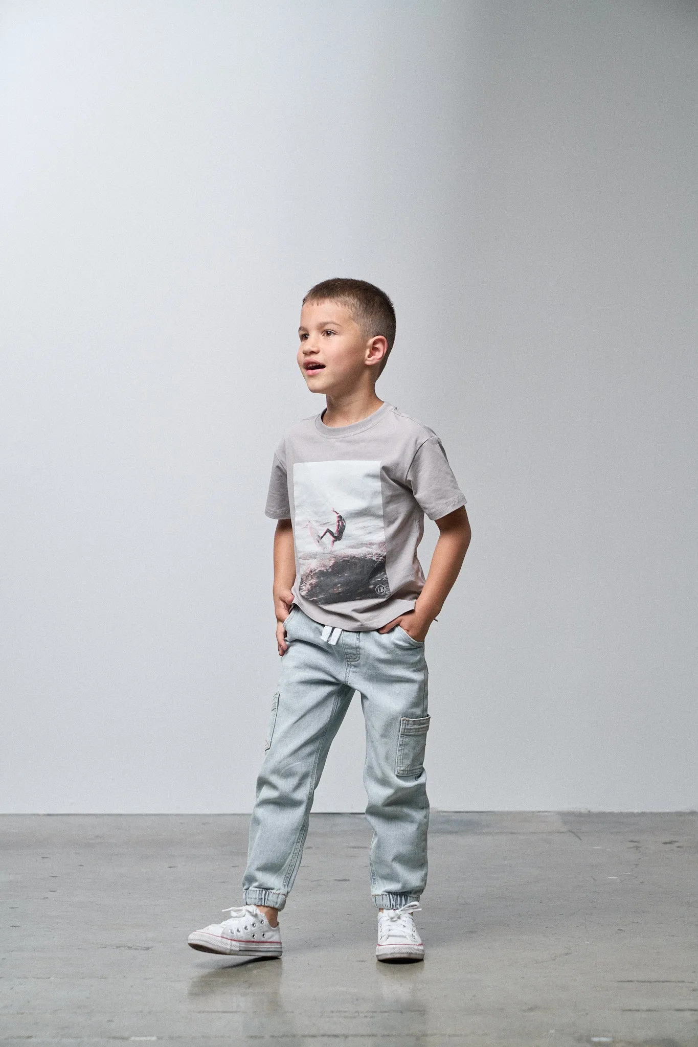 Catching Waves Tee - Charcoal,Kids