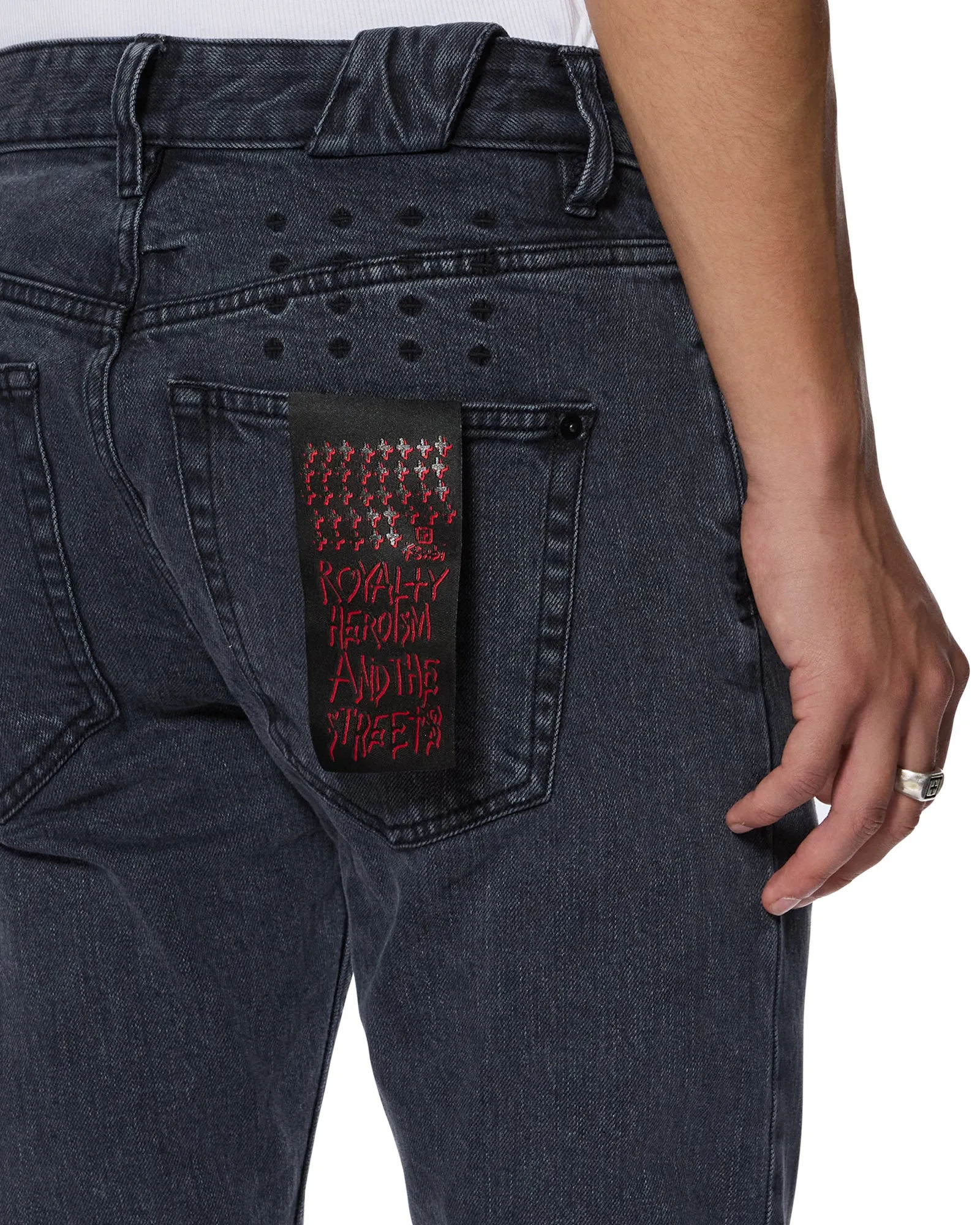 CHITCH SELVEDGE NY BLACK,Jeans