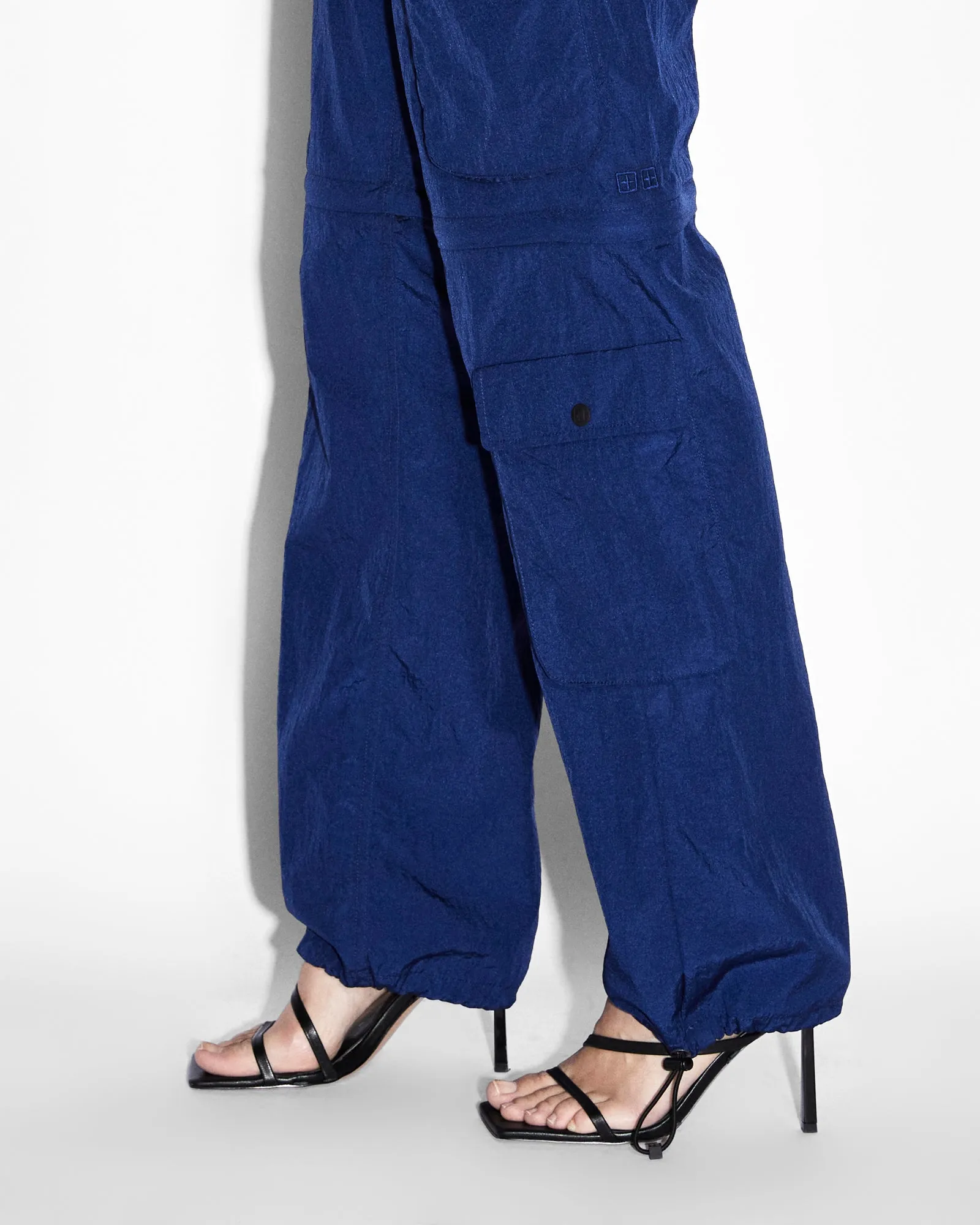 CONNEKT TRAK MIDNIGHT,Sweatpants