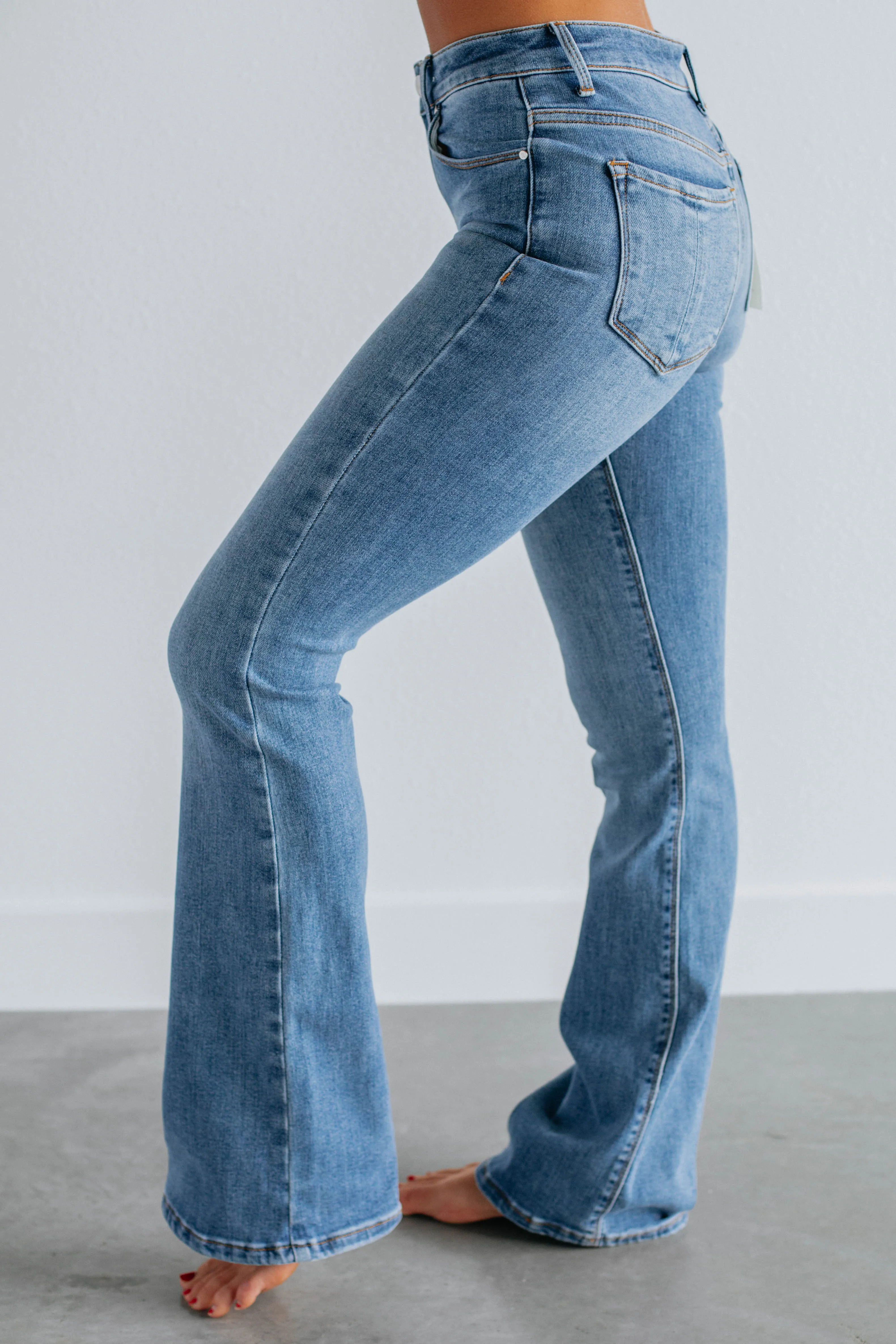 Dorian Risen Jeans - Medium Wash,Jeans Women