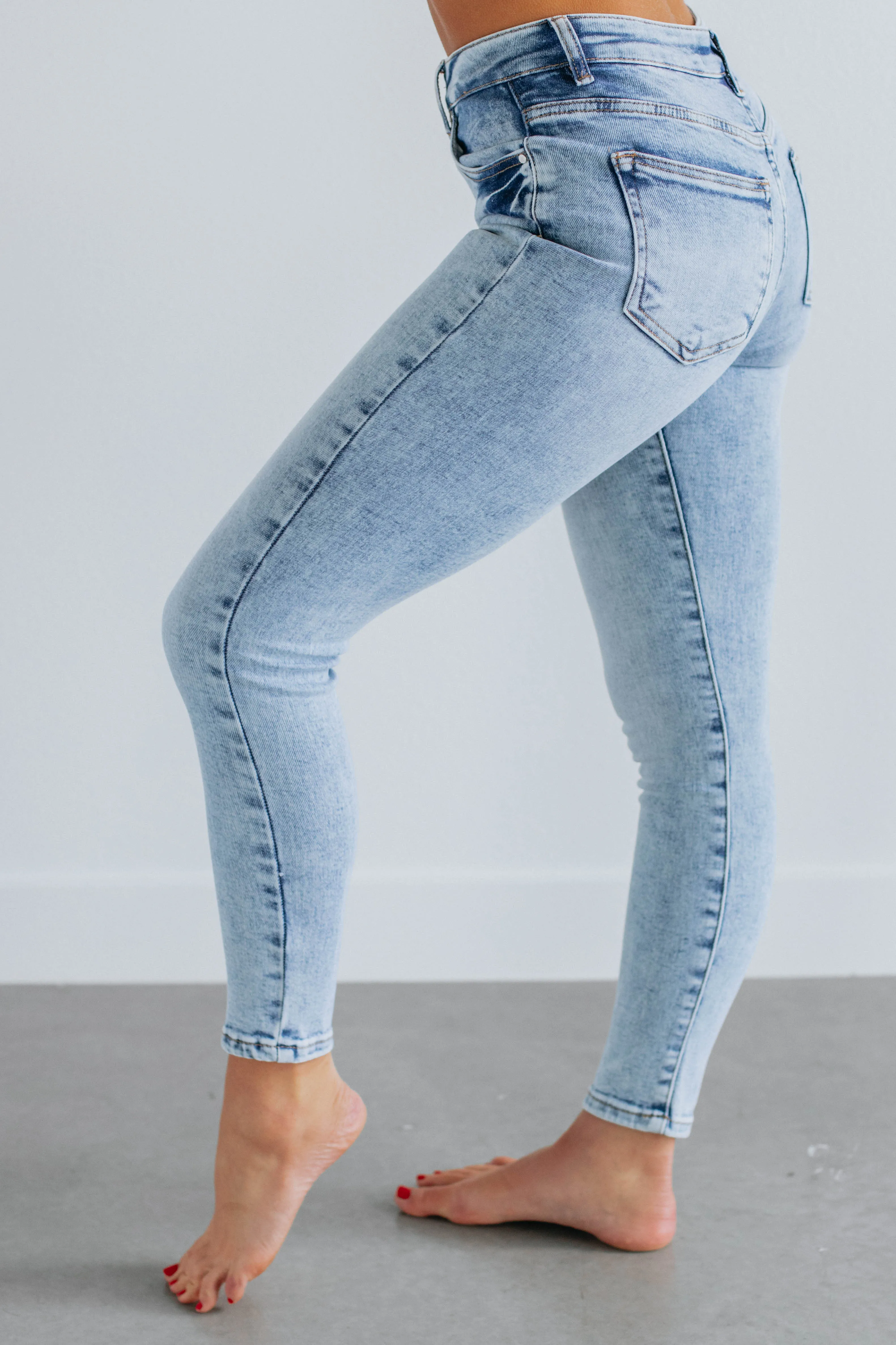 Mielle Risen Jeans - Medium Wash,Jeans Women