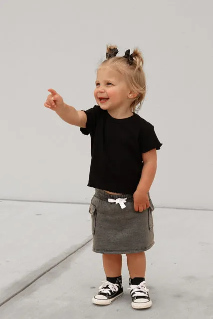 Ribbed Lettuce Trim Tee - Black,Kids