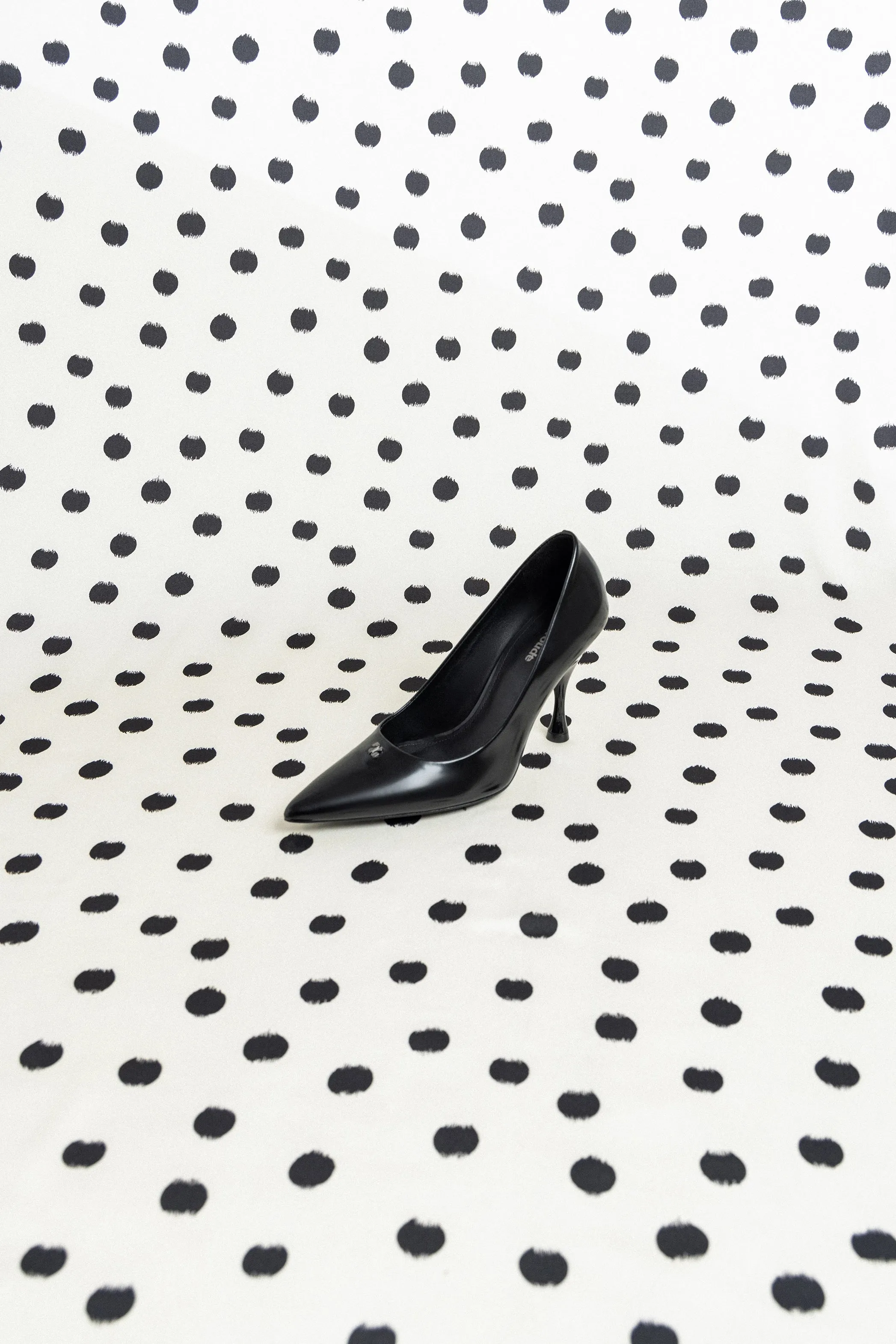 Stone Pump In Black Box Leather,Women Heel